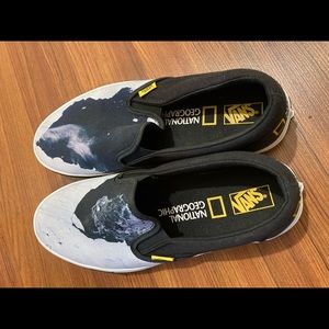 National Geographic Men’s Vans size 11.5